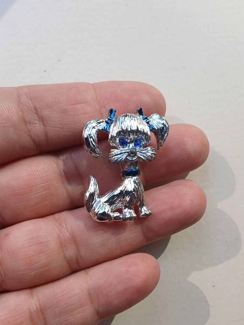 Vintage Gerry's Silver Tone Poodle Dog Brooch Pin Blue Bows Rhinestone